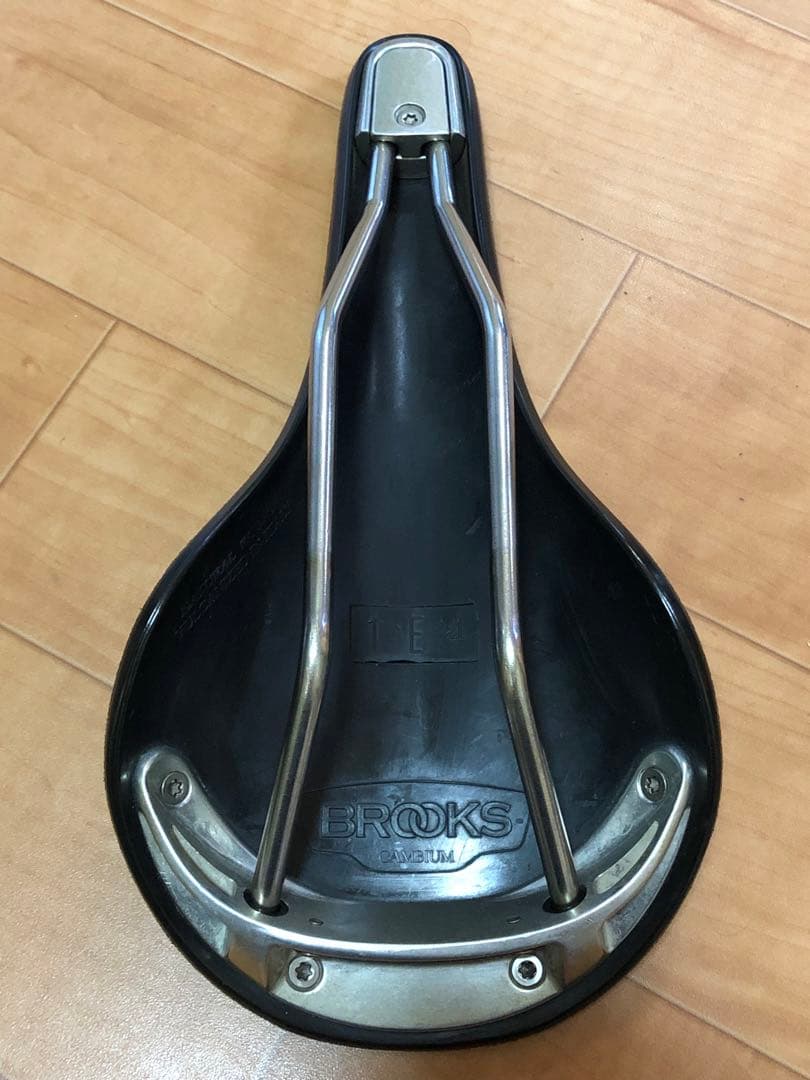 BROOKS カンビウム　C15