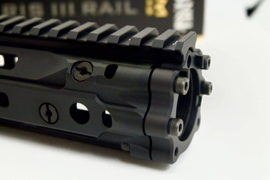 LDT DanielDefense RISⅢ ハンドガード ブラック9.5インチ