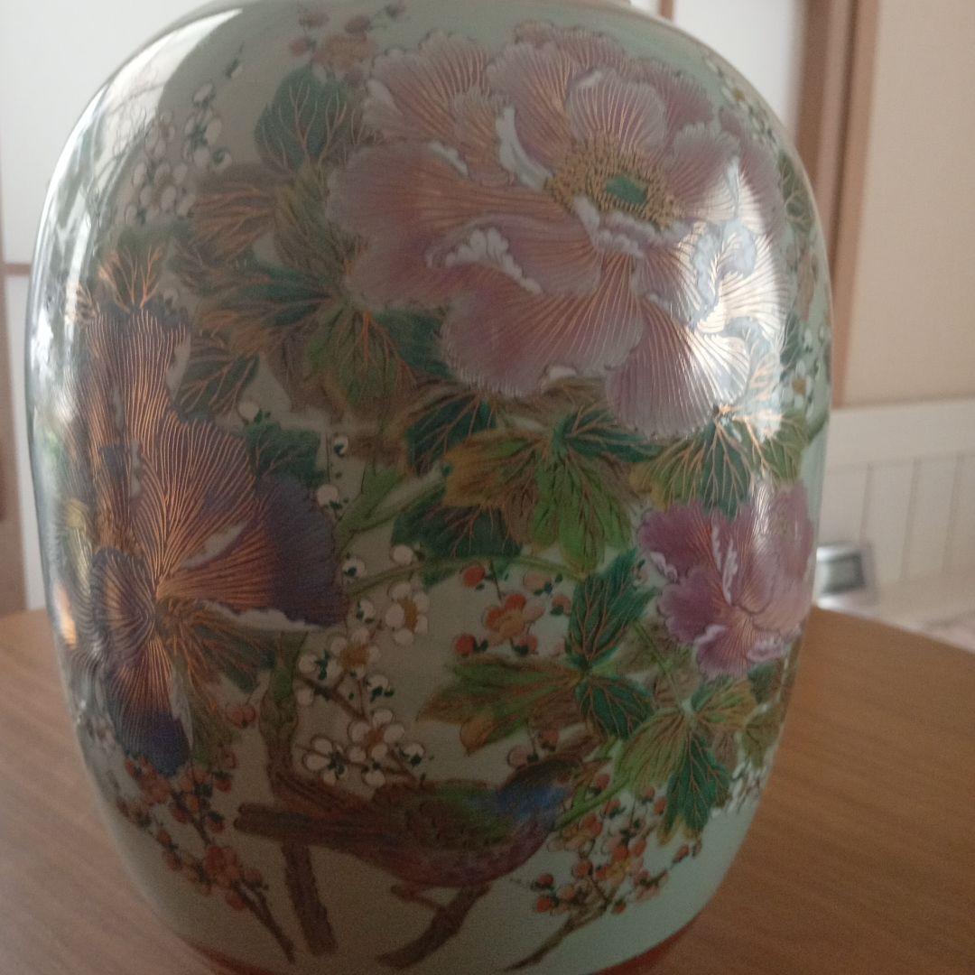 九谷陶彩 牡丹花と鳥の装飾 陶器の花瓶