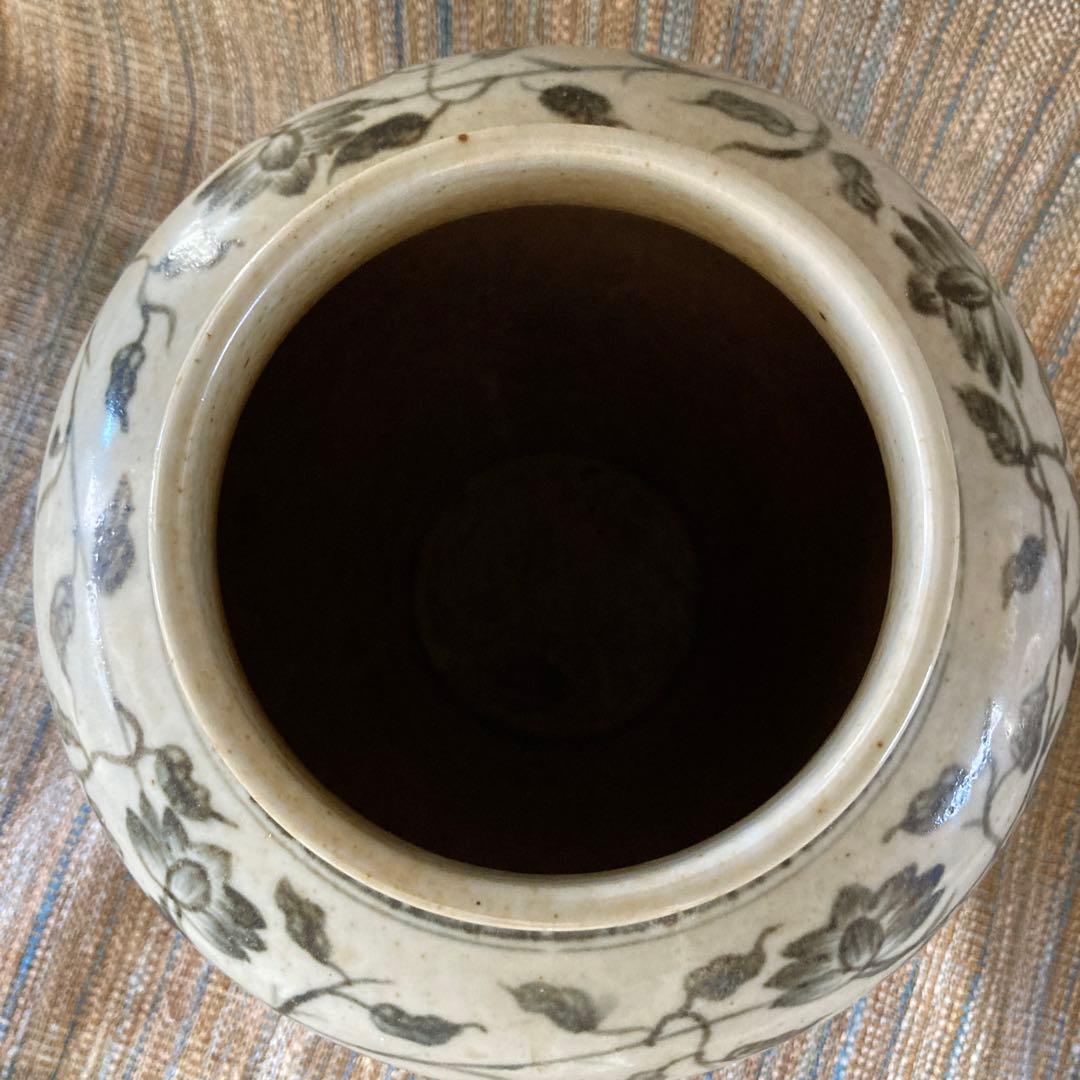 東南アジアの壺　花器