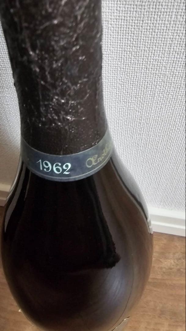 響*様 モエ・エ・シャンドン シャンパーニュ キュヴェ・ドン・ペリニョン 196