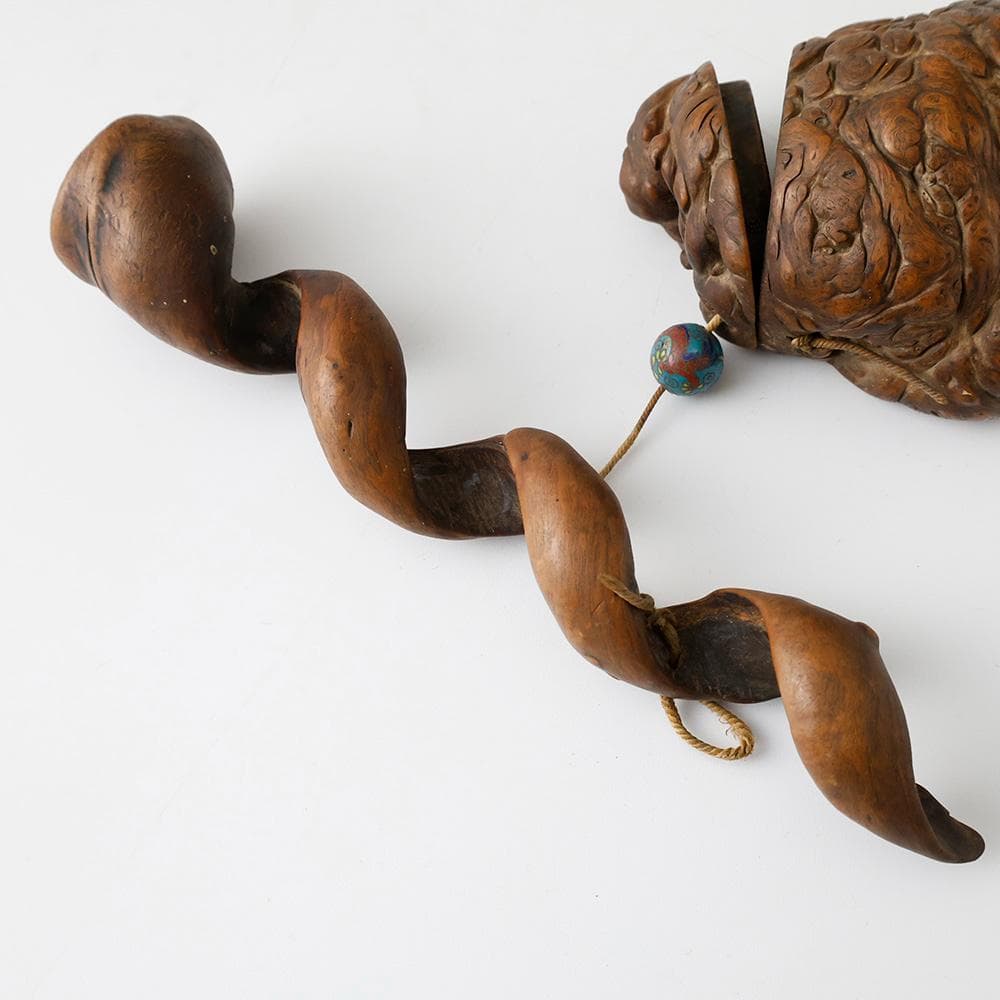 時代 提げ物 塊木瘤木 煙草入れ 螺旋捻り上げ煙管筒 龍図七宝緒締 煙管付 一式
