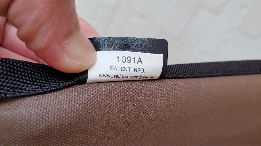 Helinox アウトドアチェア チェアワン　メッシュ　コヨーテ