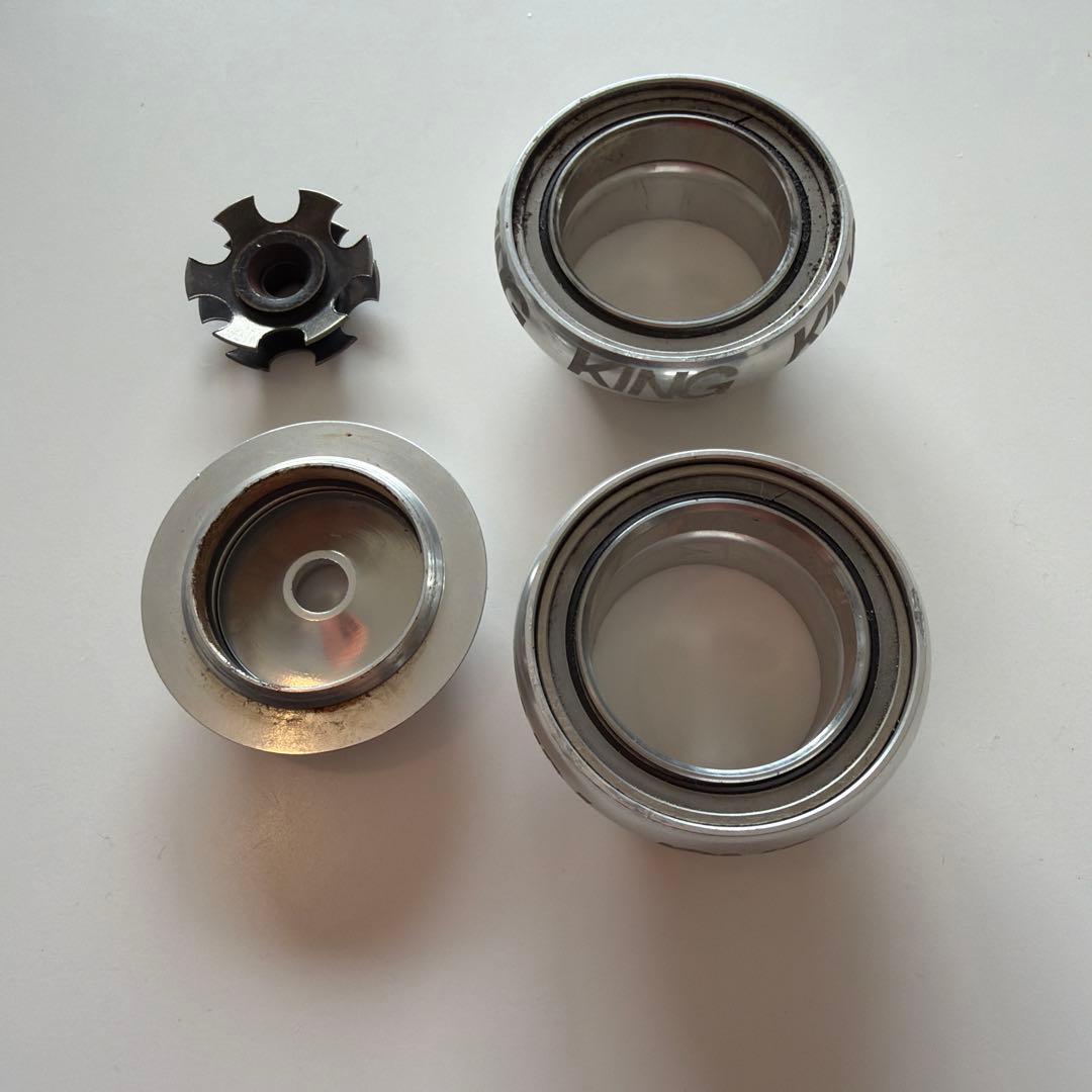 Chris King nothreadset 1インチヘッドセット シルバー