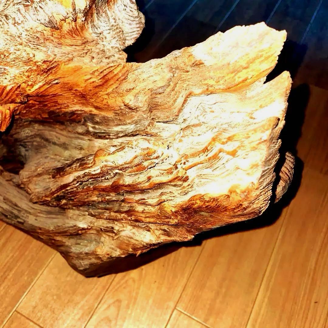 木彫りの置物　インテリア　タカ