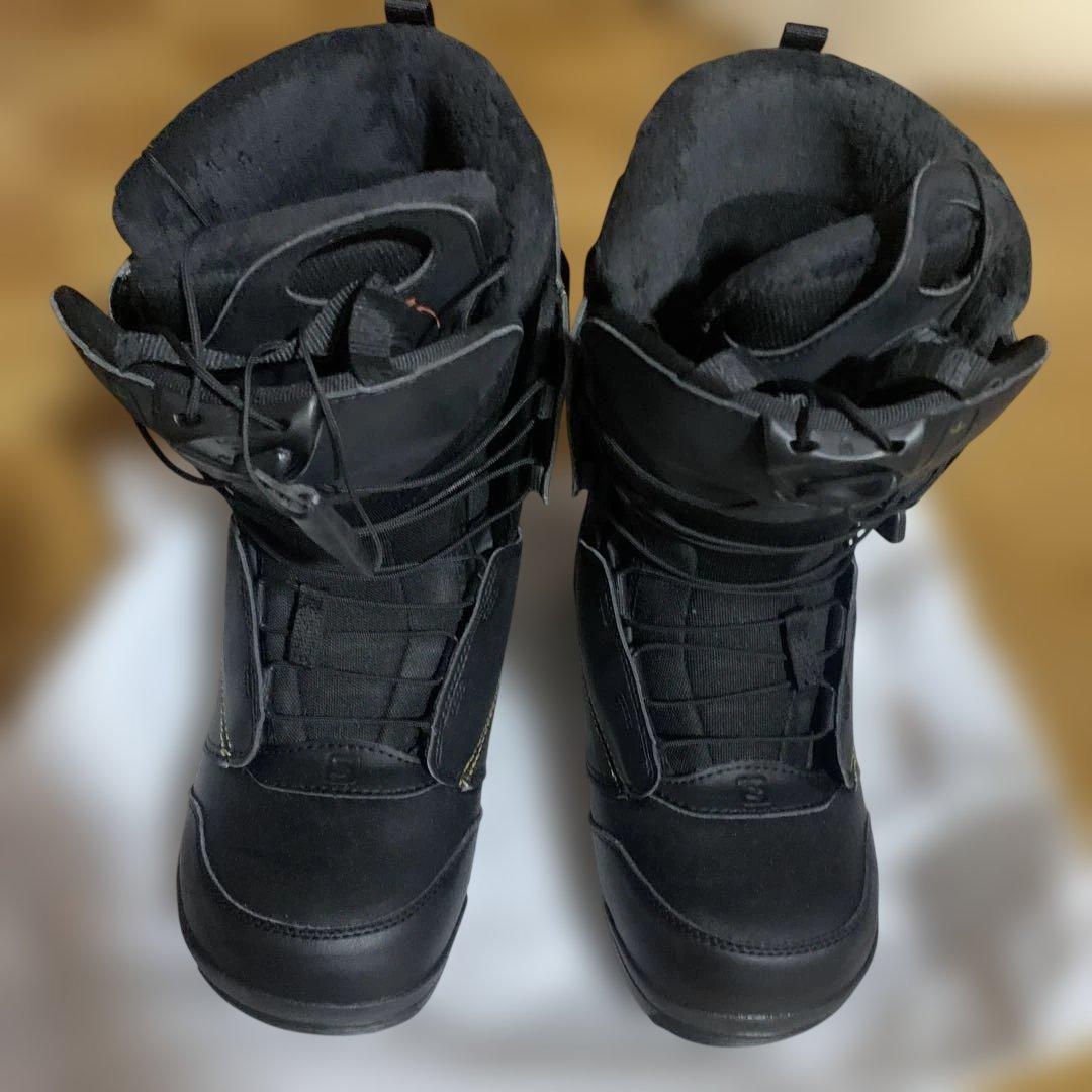 SALOMON ブラック スノーボード　ブーツ