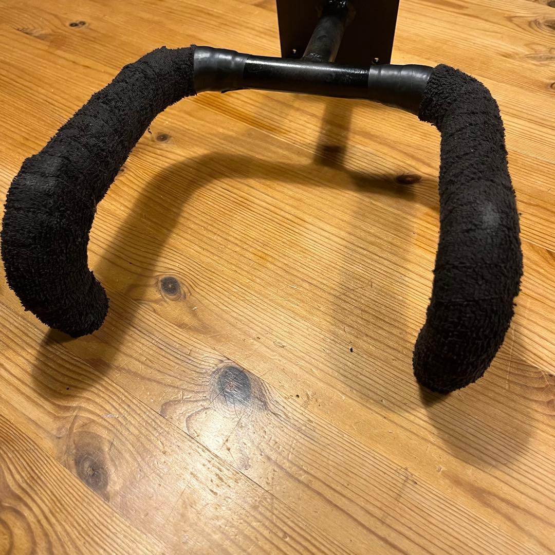 ロードバイク　壁掛けスタンド　鋳物