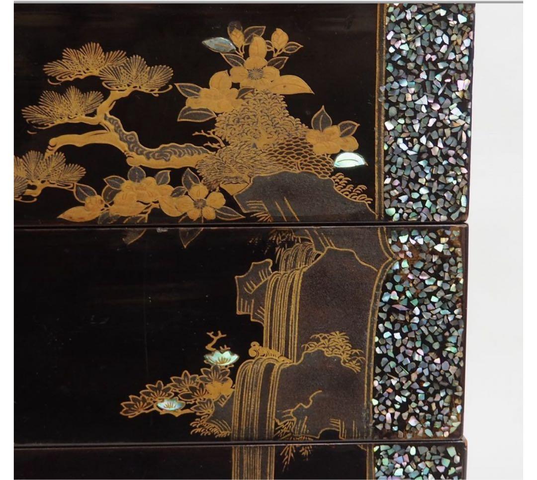 送料無料　旧家蔵出　江戸時代　螺鈿蒔絵山水楼閣文4重箱　合箱