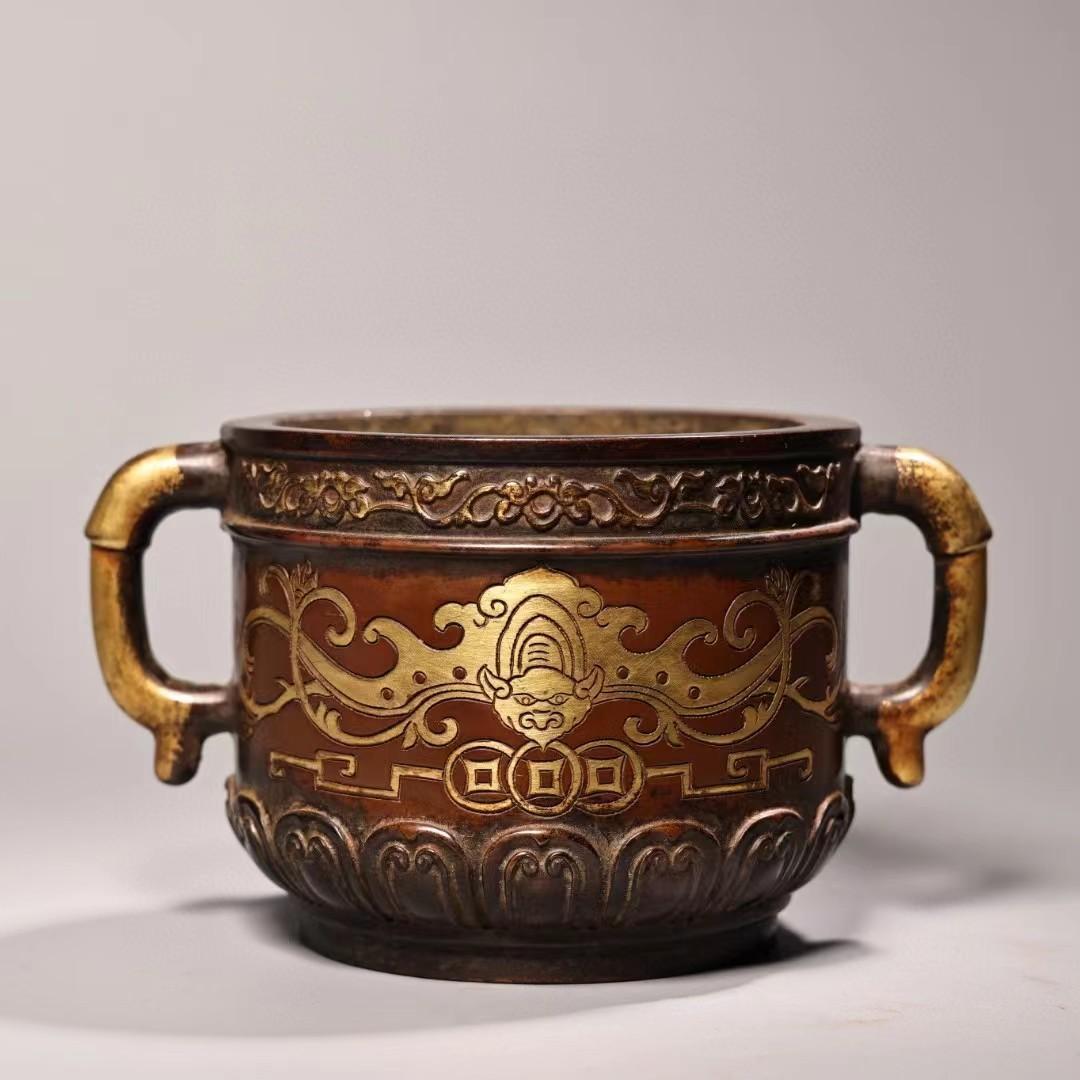 中国古美術・旧蔵錾刻鎏金香炉・純紫銅细密彫・純手作り・高浮彫・置物・仏具・文房具