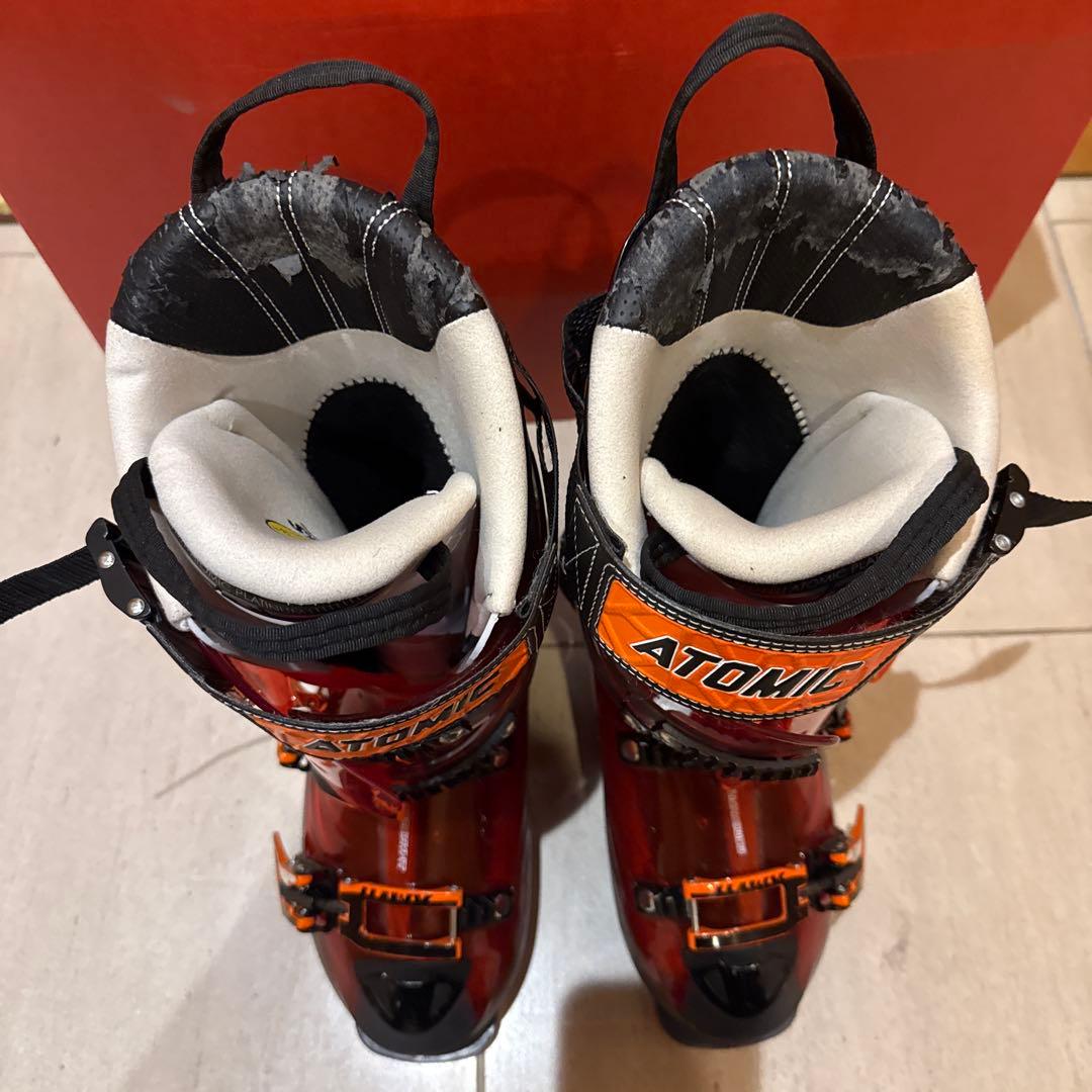 スキーブーツ　アトミック26.5センチ