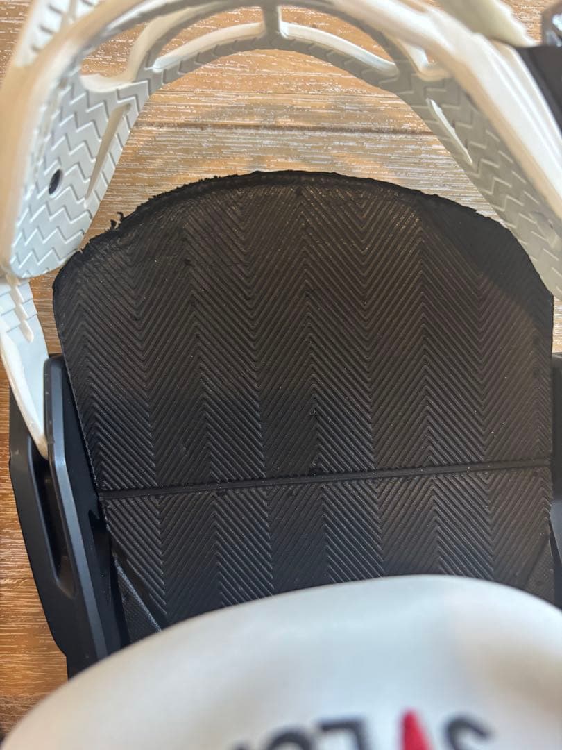 SALOMON スノーボード　ビンディング　バンクシー