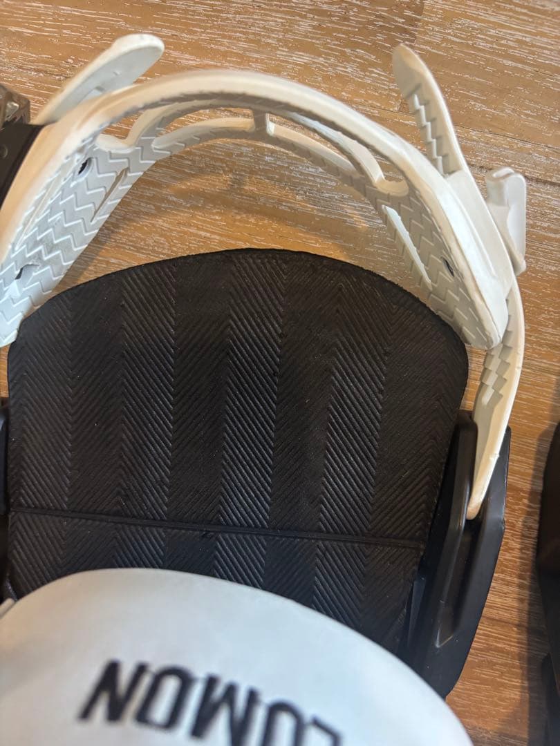 SALOMON スノーボード　ビンディング　バンクシー