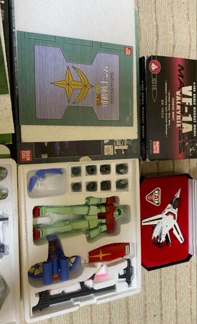 超合金GD-26可動と超合金可動GD28とVF-1Aとサイバーバース 6点セット