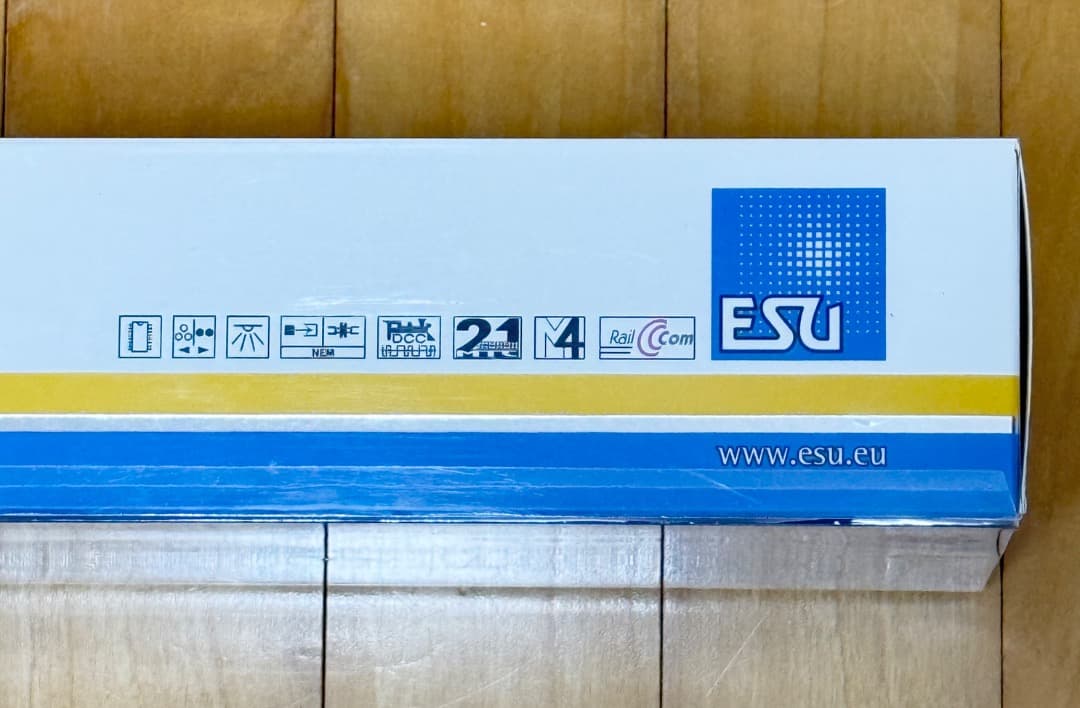 ESU31440　KG230 ディーゼル機関車　AC/DC切替可　ほぼ新品