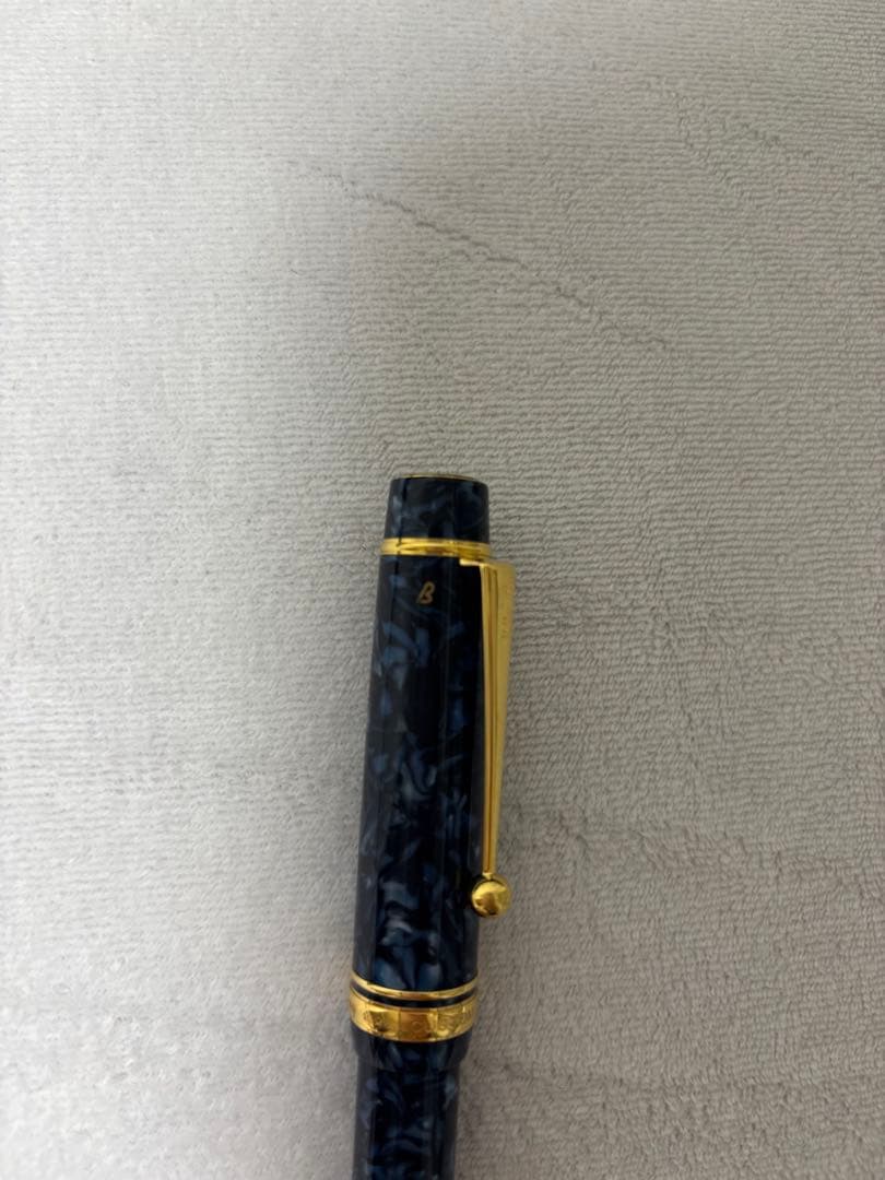 PILOT CUSTOM Legance ボールペン(赤、黒、シャープペンシル)