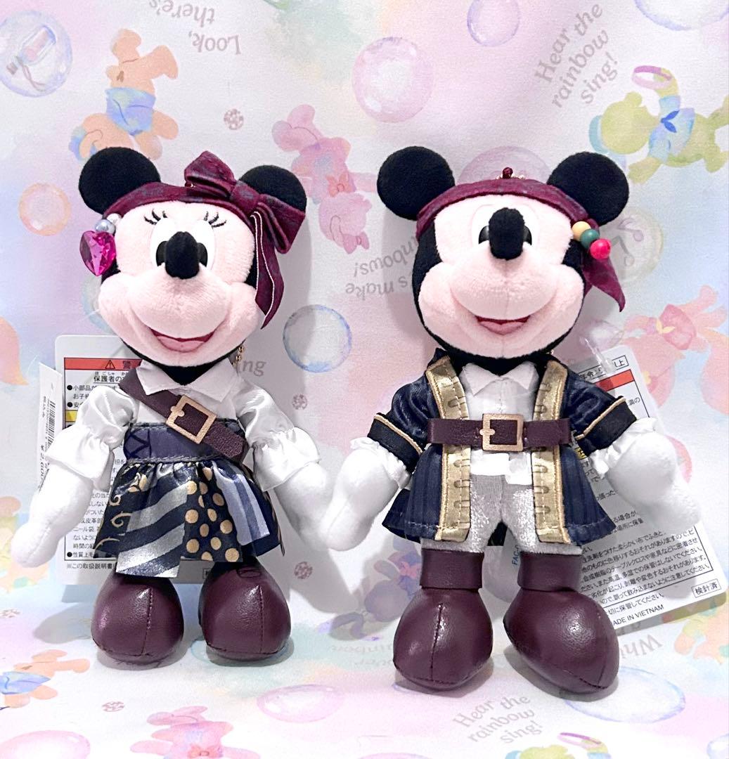 厳選☆ Disneyパイレーツオブカリビアン　ミッキー　ミニー　ぬいぐるみバッジ