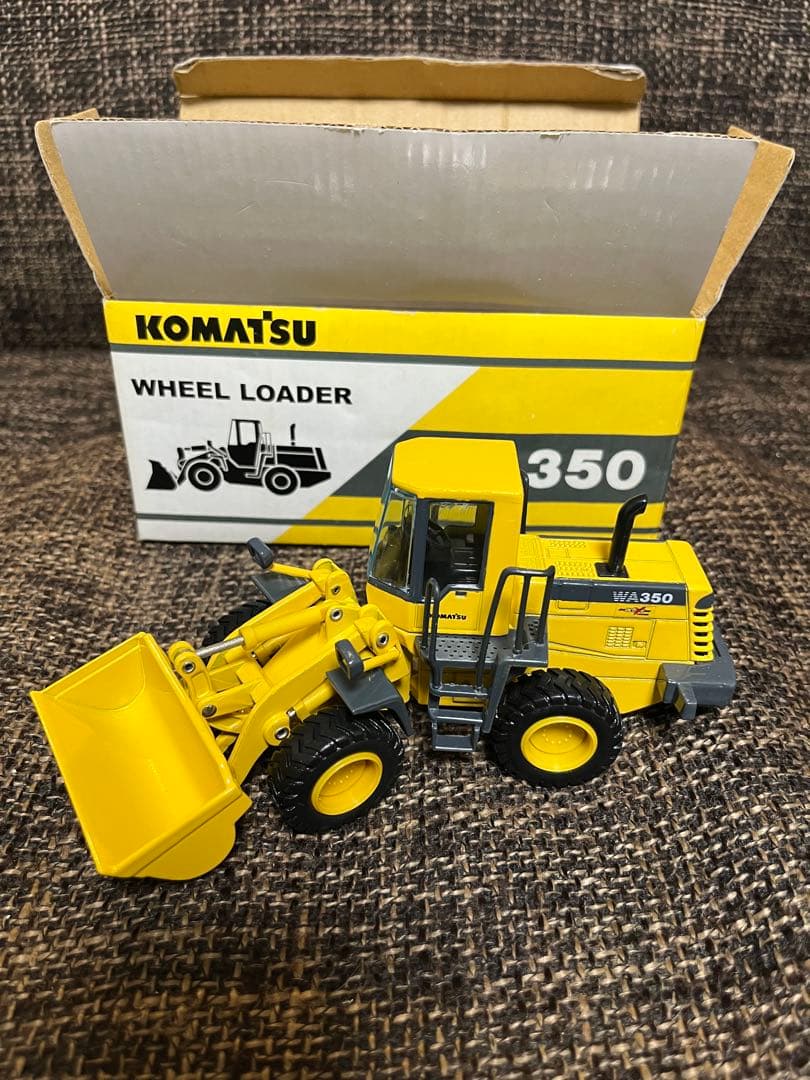 Komatsu WA350 ホイールローダー 1/50