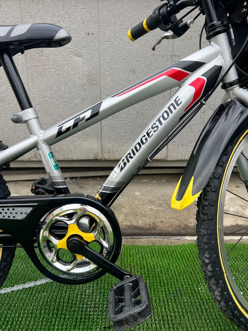 BRIDGESTONE ブリヂストン　クロスファイヤージュニア　22インチ