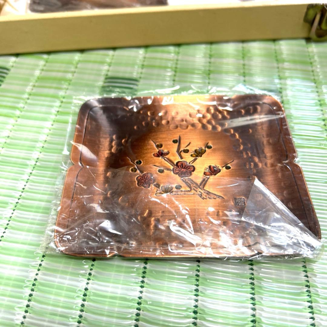 銅工芸　小皿5点セットとフォーク　未使用美品　ケース付き
