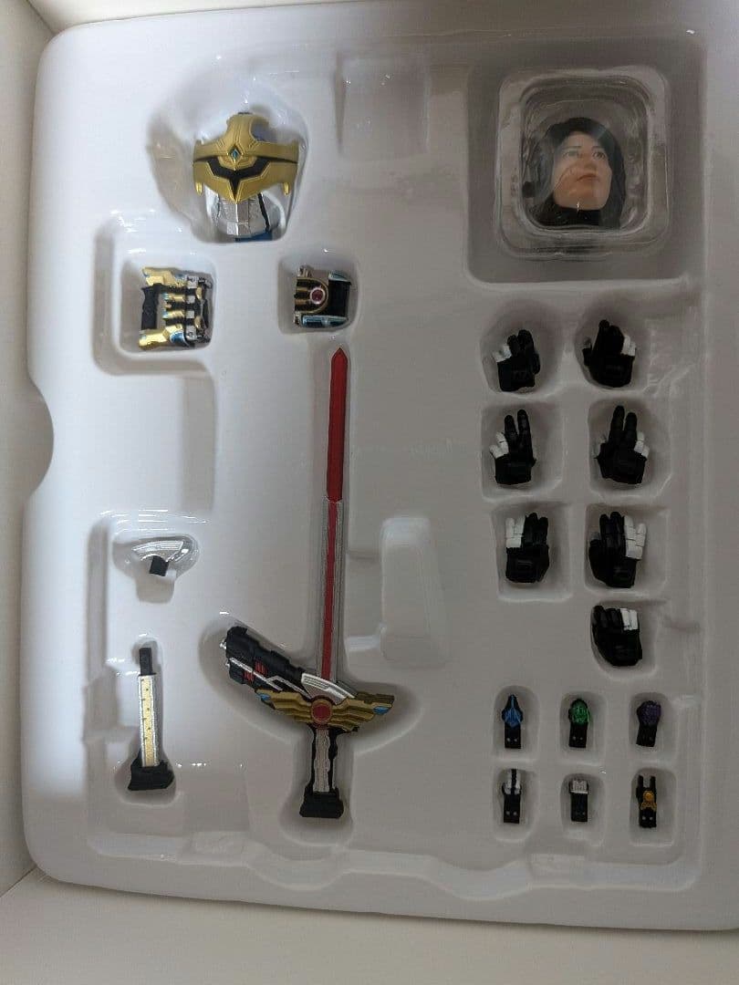 [開封品] S.H.フィギュアーツ 真骨彫製法 仮面ライダーイクサ