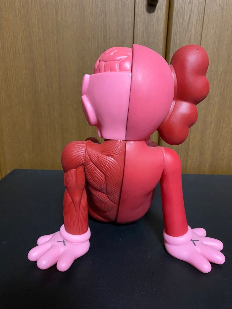 その他 KAWS Resting Place Vinyl Figure