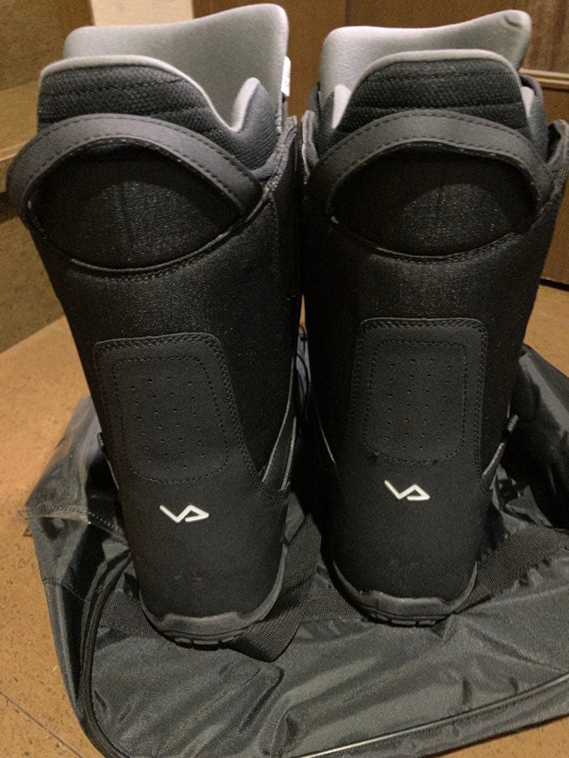 美品スノーボードブーツ ビジョンピークス