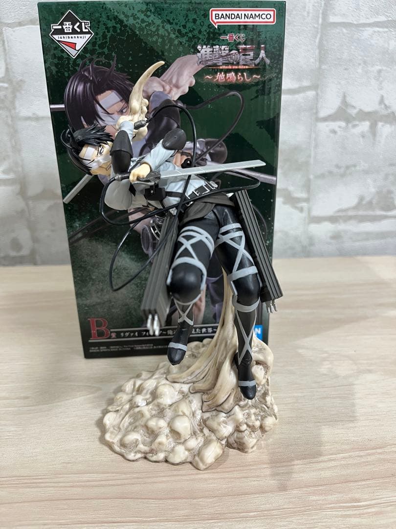 :*)様 一番くじ 進撃の巨人〜地鳴らし〜 B賞 リヴァイ フィギュア