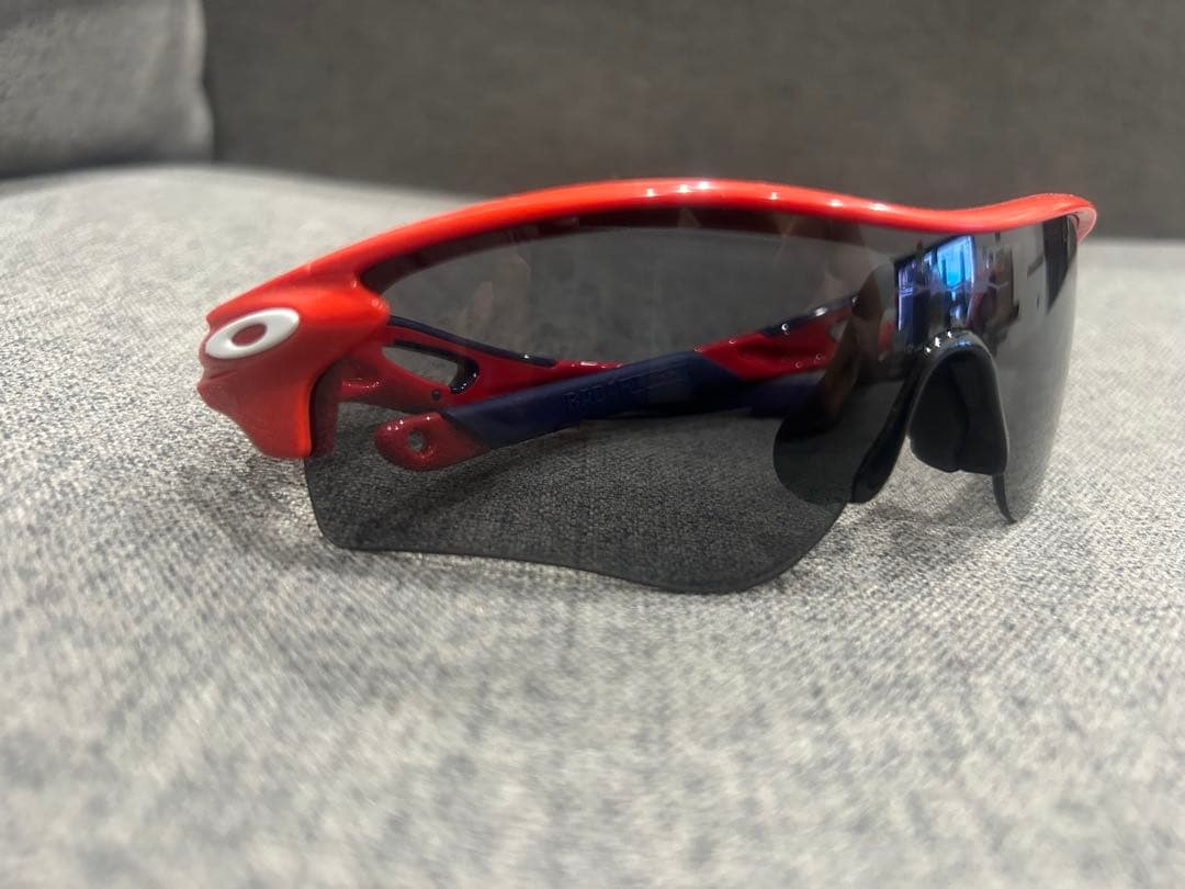 Oakley オークリー　RADARLOCK レーダーロック レッド/ブラック
