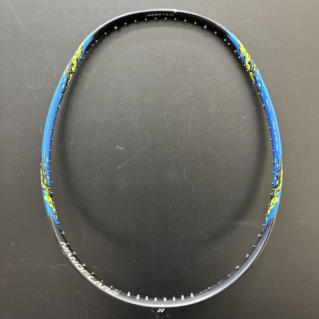 YONEX　NANOFLARE　700　バトミントンラケット　ガット無し
