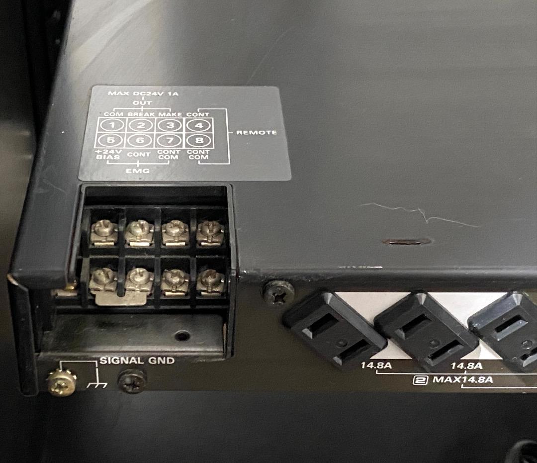 動作品 RAMSA WU-L61 電源+システム ラック マウント用キャビネット