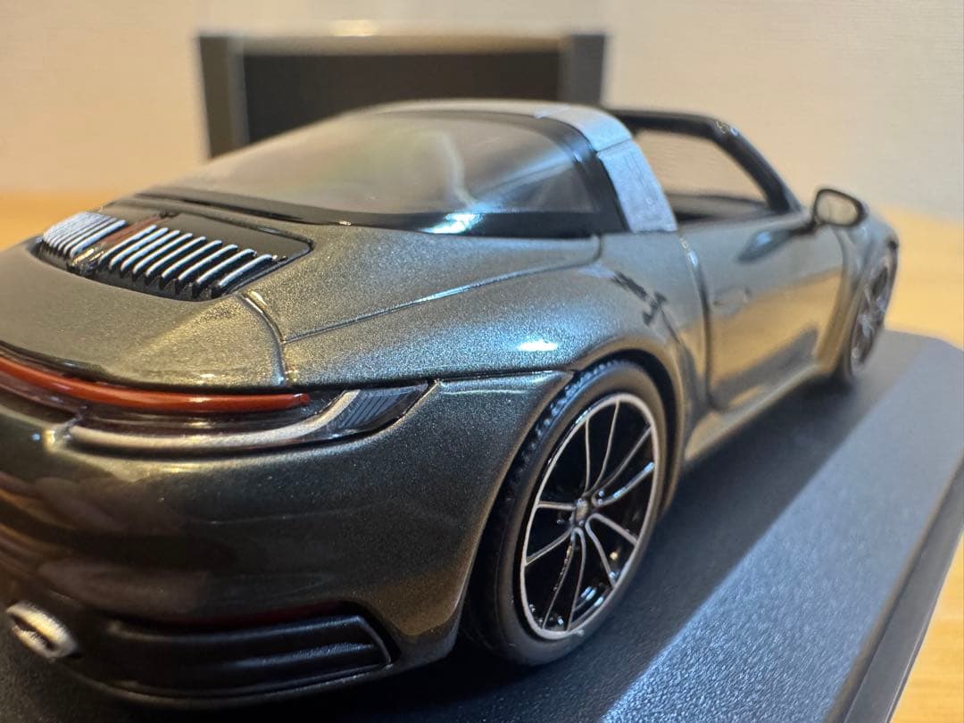 【MINICHAMPS】Porsche911 [992] Targa 4S