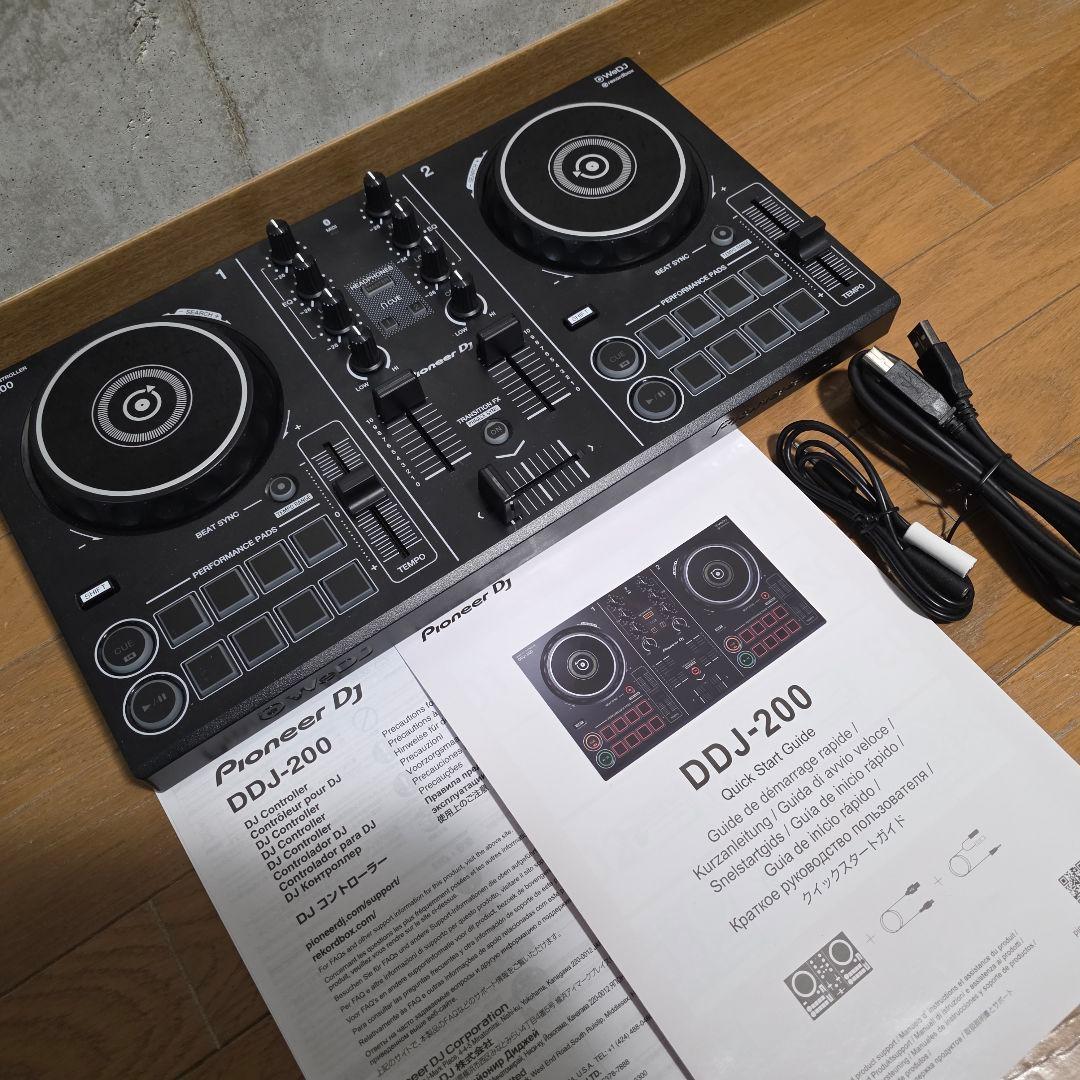 美品‼Pioneer DJ(パイオニア)DJコントローラー　DDJ-200