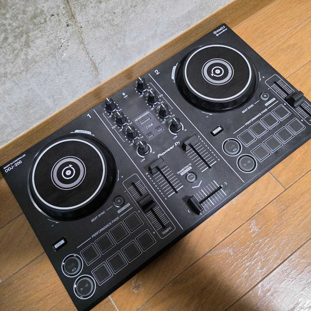美品‼Pioneer DJ(パイオニア)DJコントローラー　DDJ-200