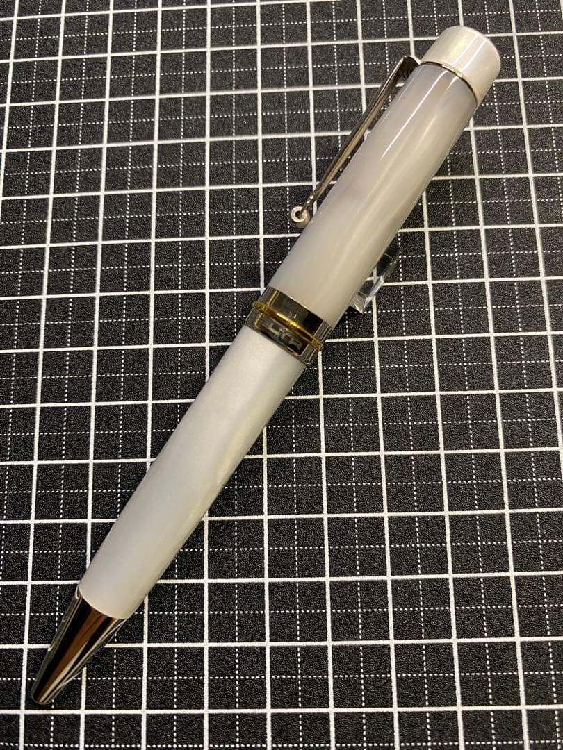 DELTA Vintage-Collection White ボールペン