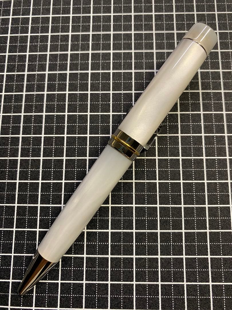 DELTA Vintage-Collection White ボールペン