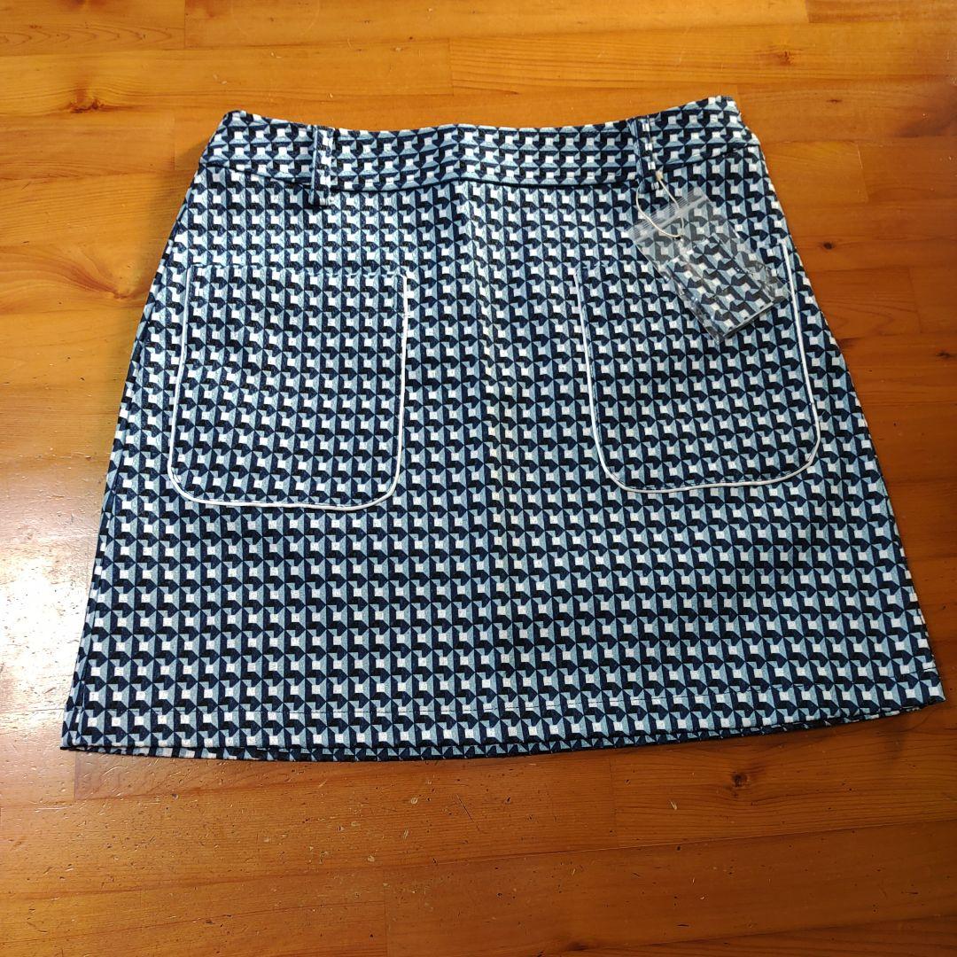 キャロウェイゴルフ　レッドレーベル　スカート　新品　ラインストーン付き　М