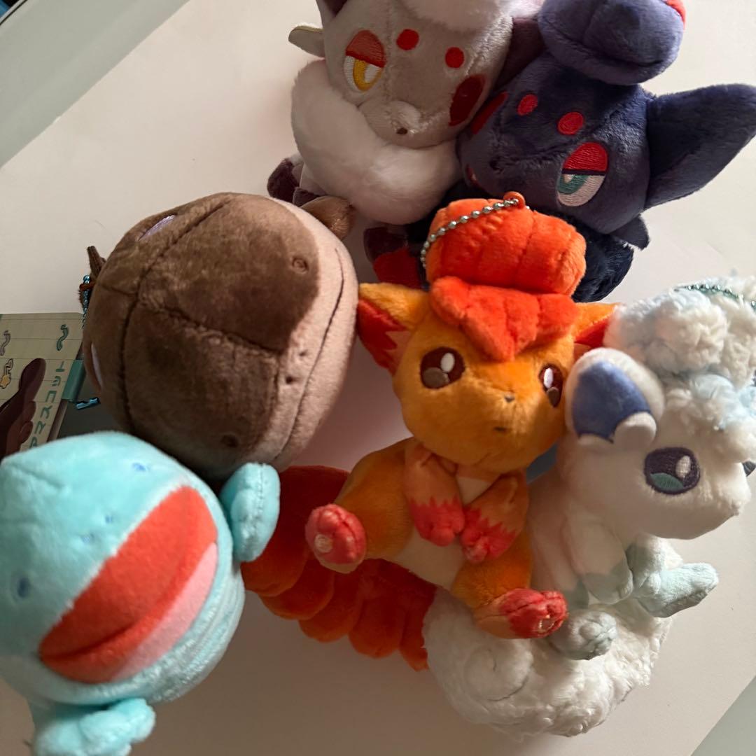 にたものどうし　マスコット　ぬいぐるみ　ポケモン