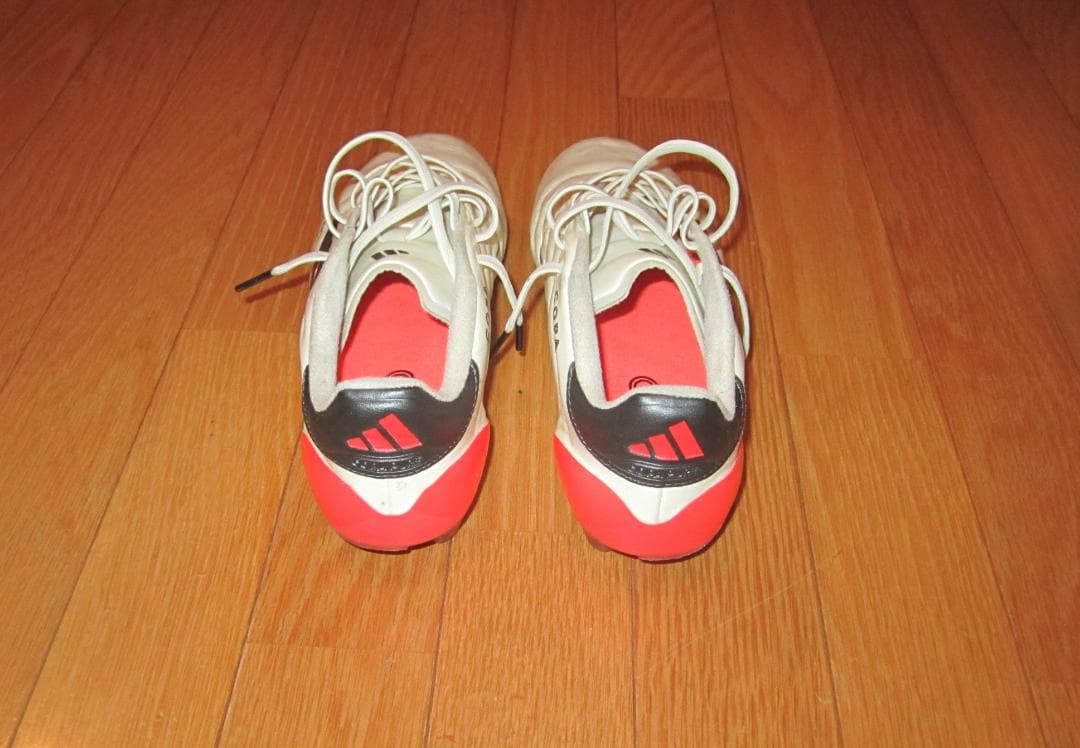 アディダスのスパイク「COPA PURE Ⅱ ELITE HG/AG」コパピュア