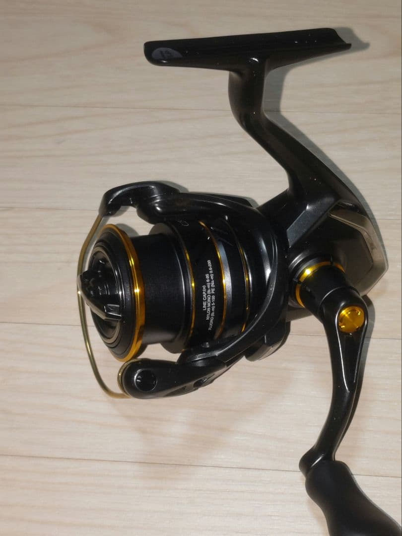 中古美品　シマノ 21 ソアレXR C2500S