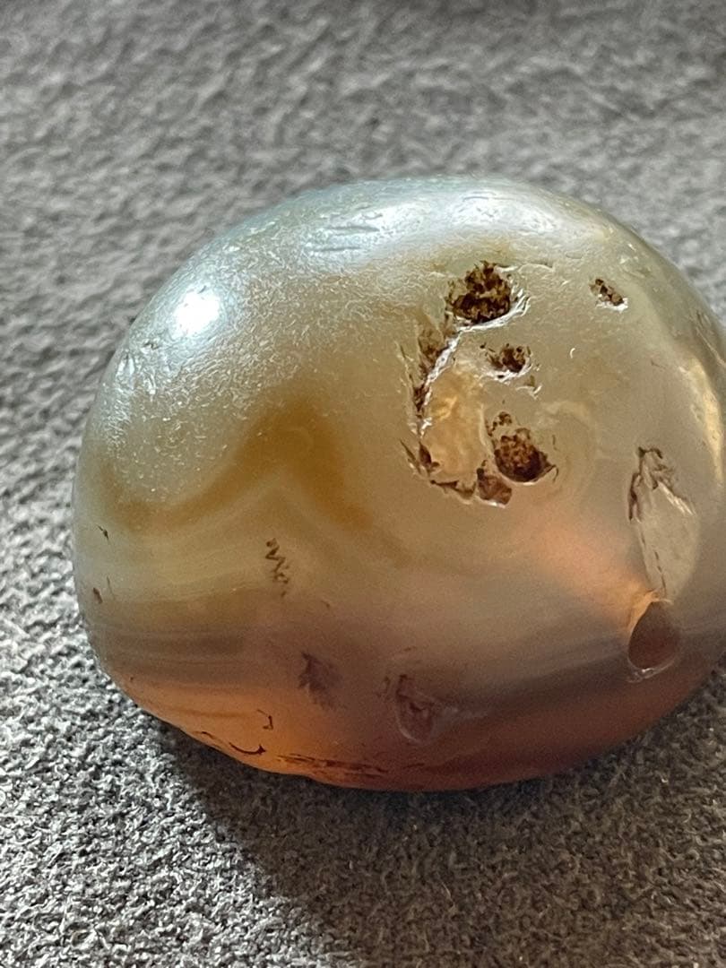 縄文期 津軽錦瑪瑙線刻垂飾珠　線刻 石肌に遺朱　出土品