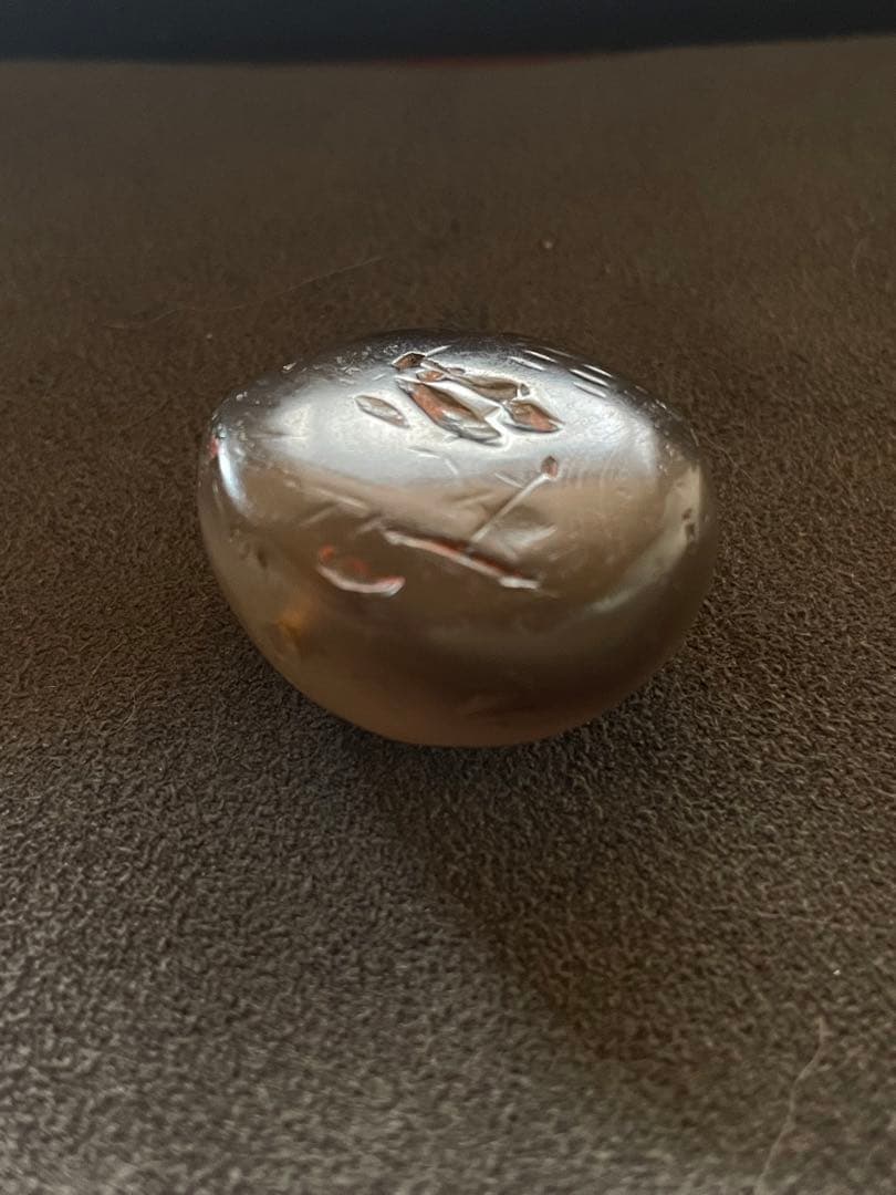 縄文期 津軽錦瑪瑙線刻垂飾珠　線刻 石肌に遺朱　出土品