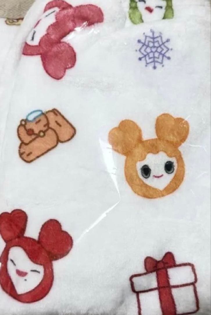 【新品】TWICE LOVELYS ルームウェア　パジャマLサイズ　ポップアップ