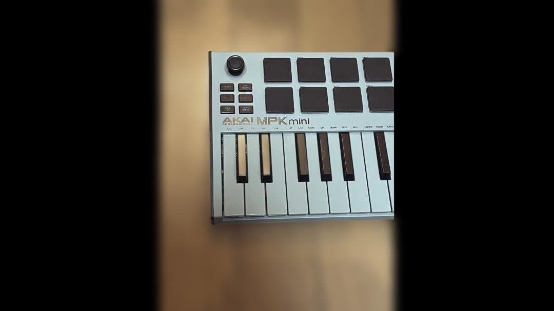 AKAI MPK mini MK3 MIDIキーボード グレー
