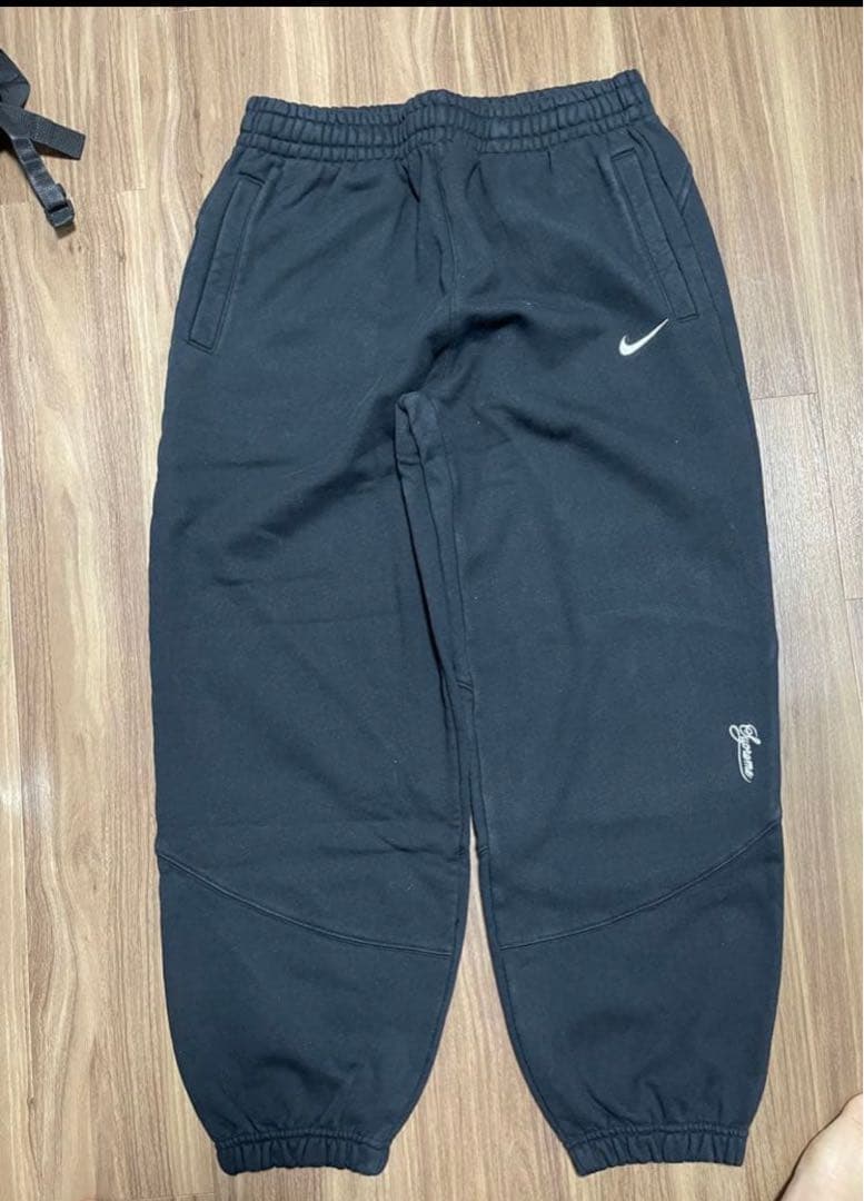 ウェア Supreme x Nike Sweatpant \"Black\"