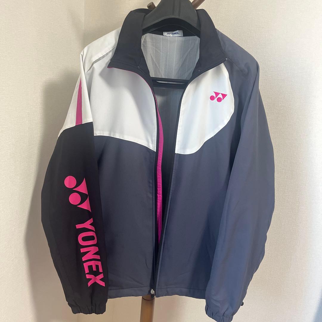 YONEX ウォームアップジャケット 黒/白/ピンク