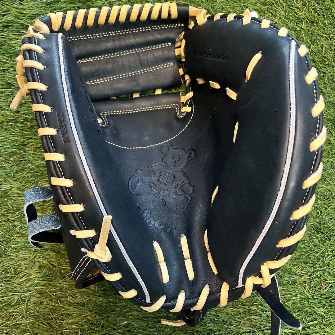 ウイルソン 限定カラーWブラック　硬式用 キャッチャーミット CM33型 右投用