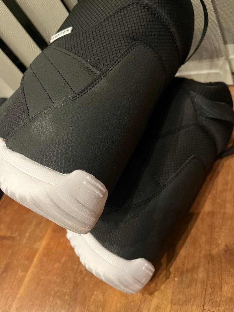 美品バートンBURTON スノーボードブーツキッズSmalls BOA23.0