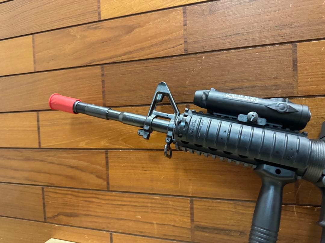 美品　東京マルイ　コルト M4A1カービン