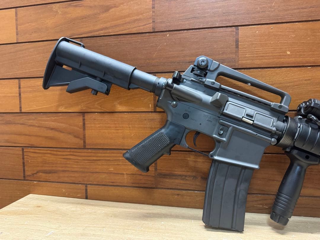 美品　東京マルイ　コルト M4A1カービン