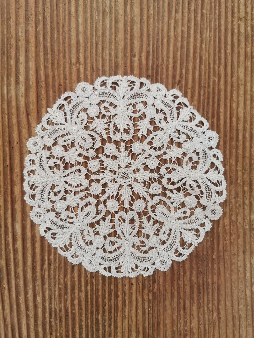 アンティークロザラインレース ロザリンペルレ＆スノーフレーク 雪花結晶ドイリー